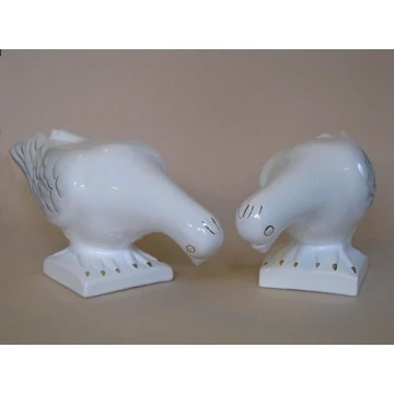 Lefelé néző porcelán galamb arany díszítéssel
