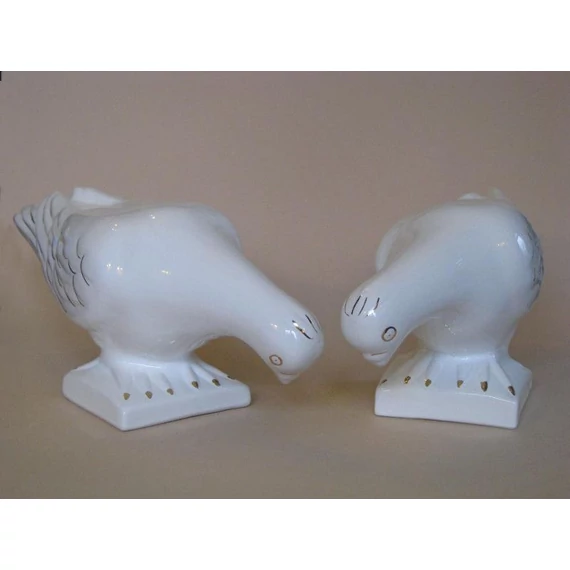 Lefelé néző porcelán galamb arany díszítéssel